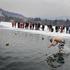 Ledeno plavanje na Bledu 