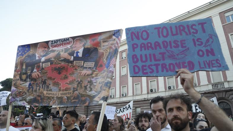 Protesti v Albaniji