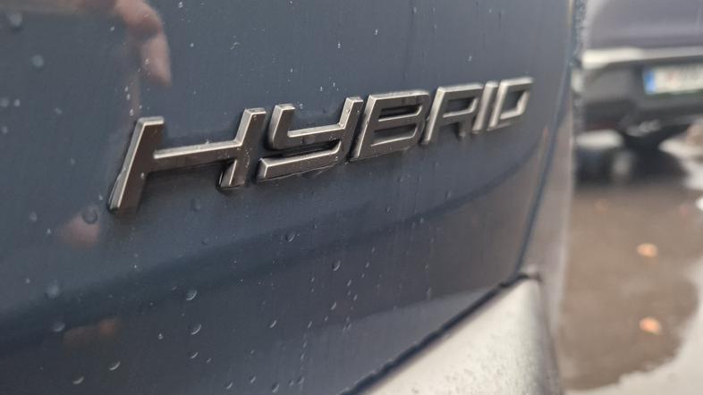 Peugeot 3008 na hibridnem izzivu