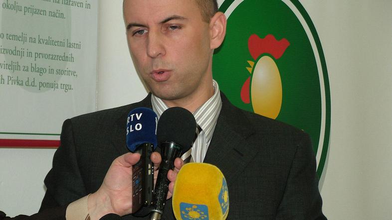 “Na Občini Izola so dejali, da nam boljše ponudbe ne morejo dati,” je povedal Ja