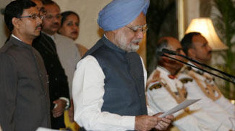 Singh je prvi indijski premier od začetka 60. let minulega stoletja, ki je bil p