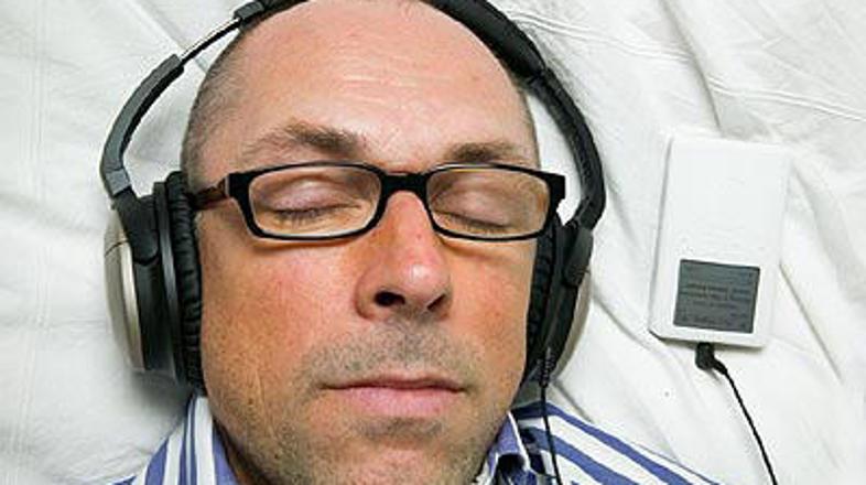 Raziskava je pokazala, da so ljudje, ki imajo posluh za glasbo, boljši poslušalc