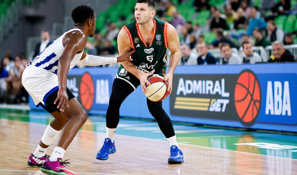 Nov poraz košarkarjev Olimpije