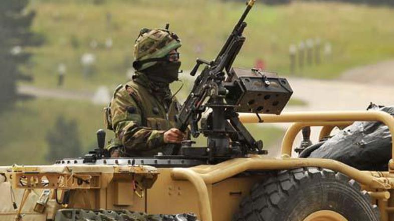 S pravim orožjem bodo streljali le še v Afganistanu.