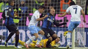 Cavani Handanović Cambiasso Juan Jesus Maggio Inter Milan Napoli Serie A Italija