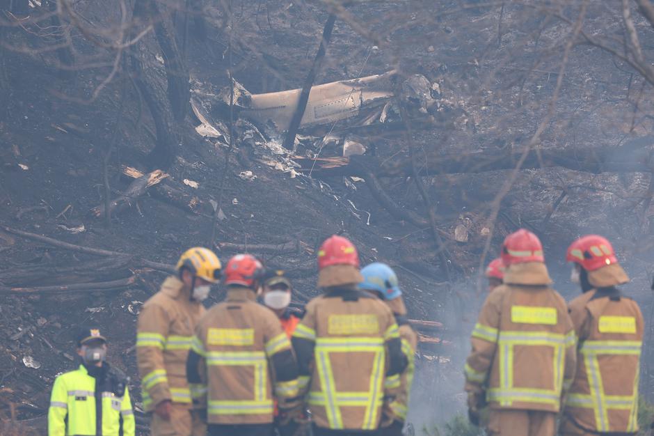 razbitine gasilskega helikopterja v Južni Koreji | Avtor: Profimedia