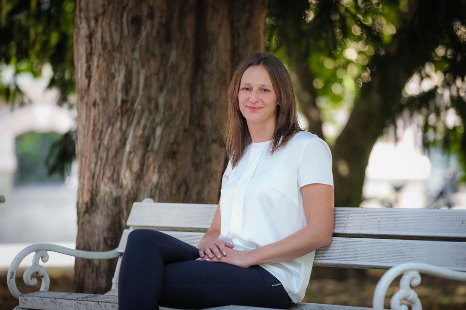 MONIKA VUK, mag. zakonskih in družinskih študijev