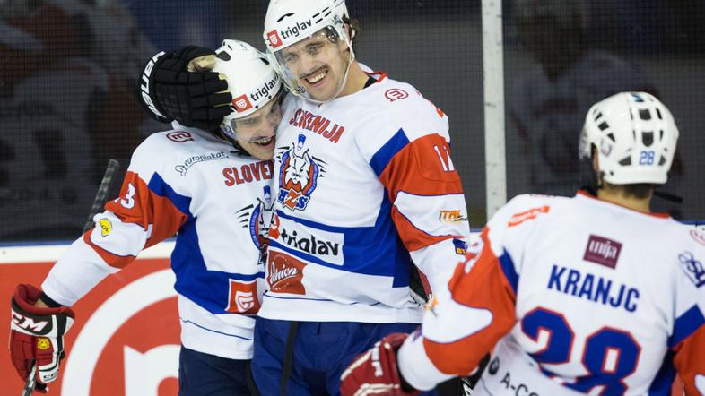 sport 08.11.12. hokej Slovenija vs Italy, Anze Kopitar of Slovenia and Gasper Ko