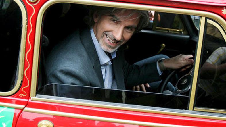 Damon Hill še vedno obožuje vonj bencinskih hlapov.