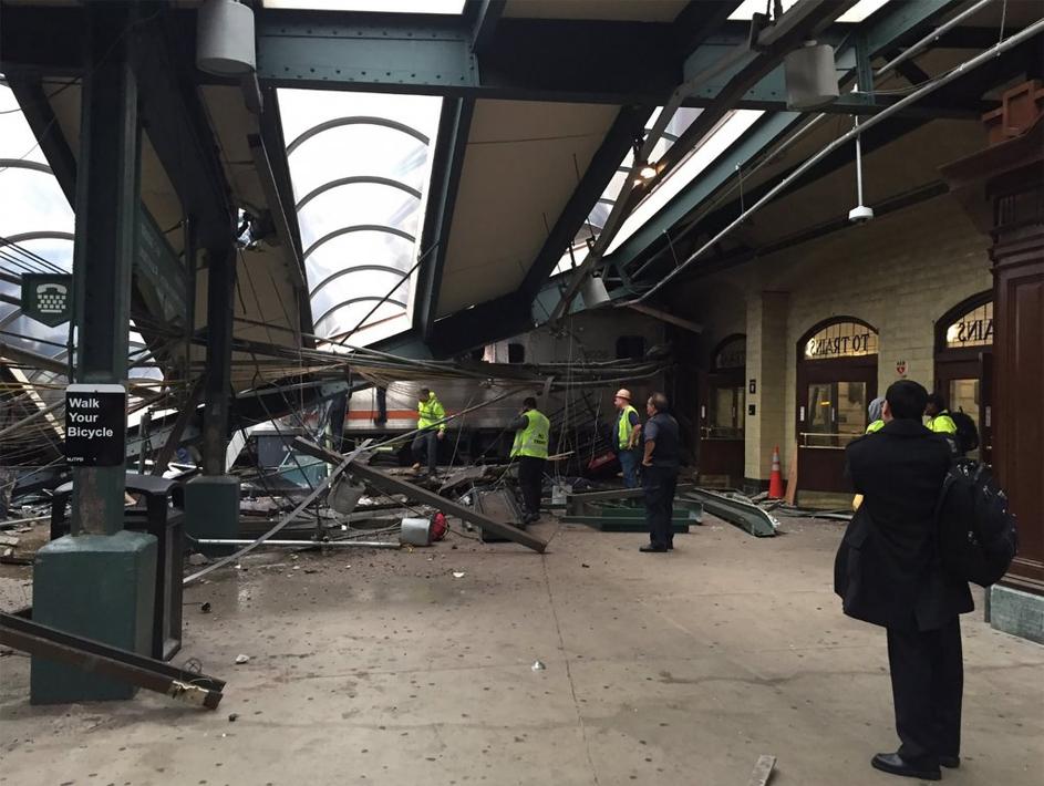 Nesreča vlaka v New Jerseyju