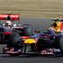 VN VB Silverstone 2010 dirka Mark Webber Lewis Hamilton Red Bull McLaren