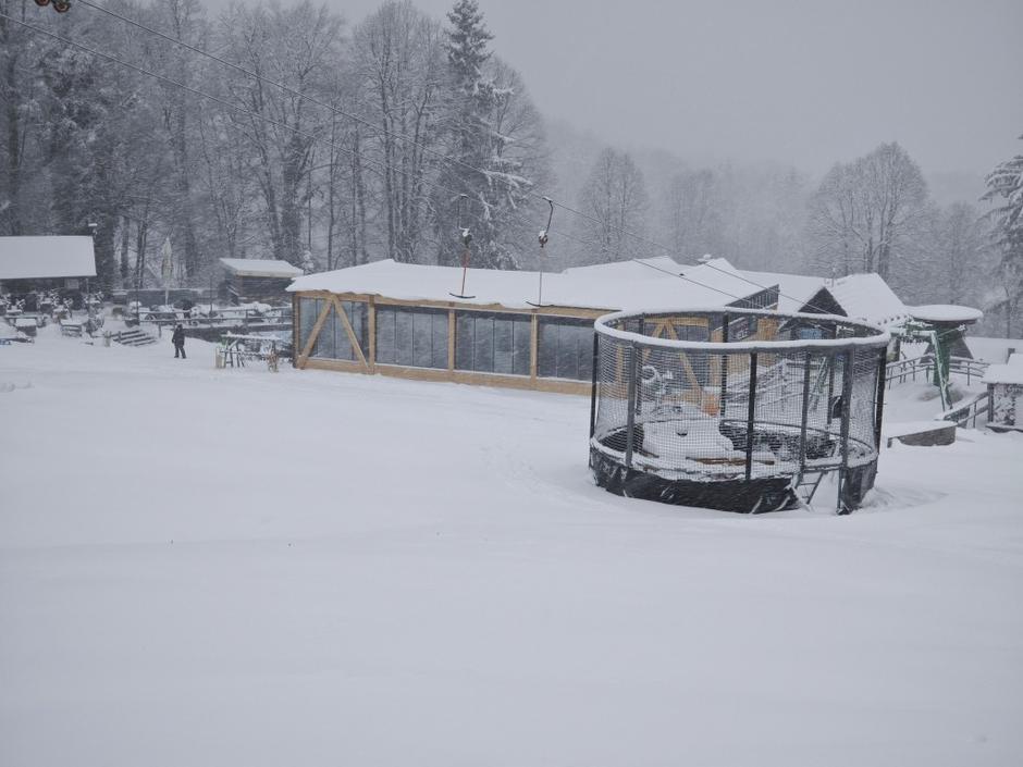 Sneg, zasnežena cesta, vreme, zima | Avtor: Žurnal24 