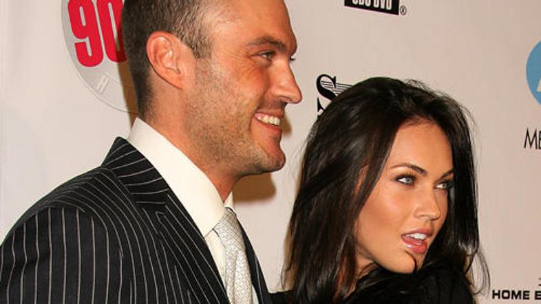 Nekoč sta bila srečna in zaljubljena.