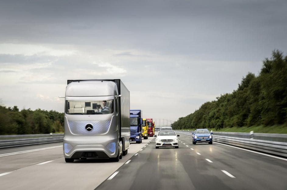 Mercedes-benz future truck