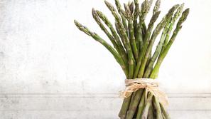 Zivljenje 11.03.14,  zelenjava, sparglji, belusi, foto: shutterstock 