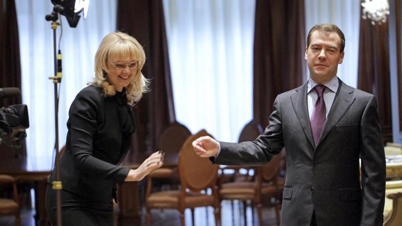 Ruska zdravstvena ministrica Golikova s predsednikom države Medvedjevom.