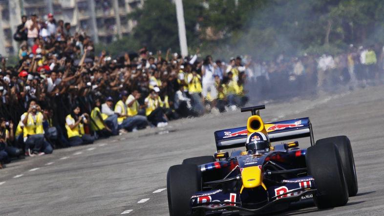 David Coulthard tudi po upokojitvi ostaja zvest moštvu Red Bull, v katerem deluj
