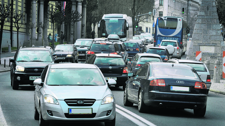 Težave s tržno inšpekcijo so razjezile številne uporabnike spletne strani. (Foto