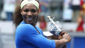 Azarenka Serena Williams WTA Madrid finale pokal trofeja