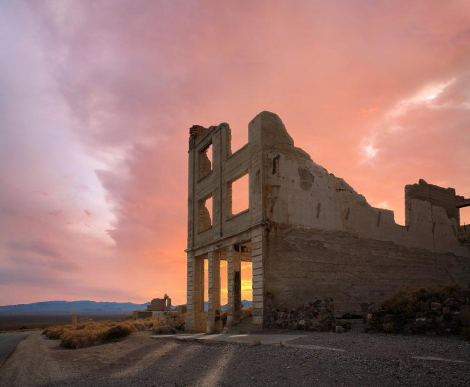 Rhyolite Nevada.jpg 