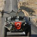 Turčija bolj kot na pogajanja s PKK prisega na govorico orožja. (Foto: Reuters)
