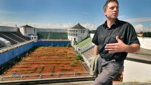 V igri za obnovo Ten-tena je še vedno tuji investitor, pravi Keršmanc. (Foto: An