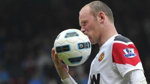 Wayna Rooneyja je psovanje drago stalo. (Foto: Reuters)
