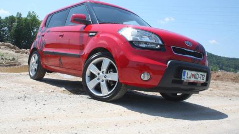 Soul si tekmece išče pri rahlo ostarelem ford fusionu in enoprostorsko naravnane