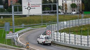 Izvoz za Semedelo bo zaprt. Voznikom iz izolske strani preostane izvoz Slavček t