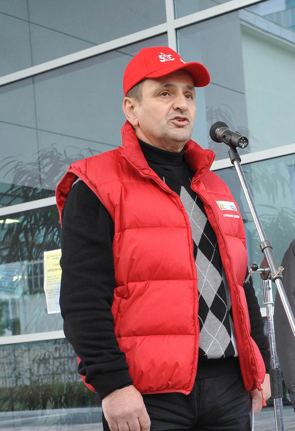 "Nimam službenega avta. Teš ima dva službena passata, ki ju lahko uporablja kakš | Avtor: Žurnal24 main