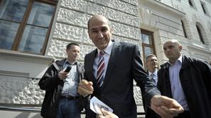 slovenija 05.06.13, Janez Jansa, Patria, sodisce, sojenje, sodba, foto: Anze Pet