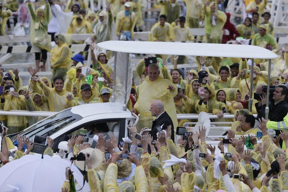 Obisk papeža Frančiška na Filipinig | Avtor: EPA
