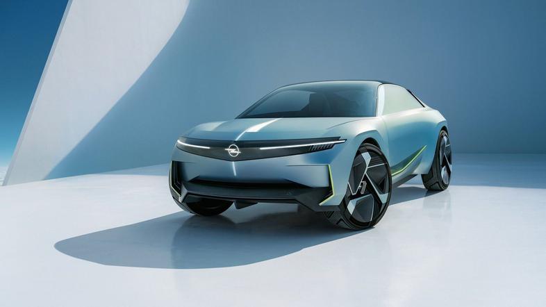 Opel experimental koncept