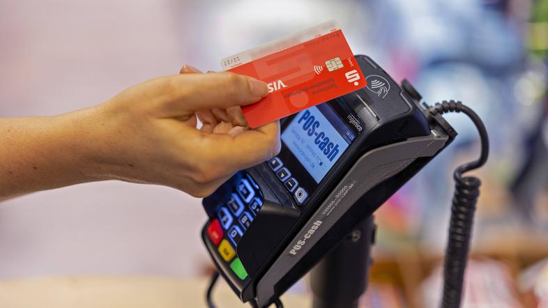 Plačilo s kartico, POS terminal