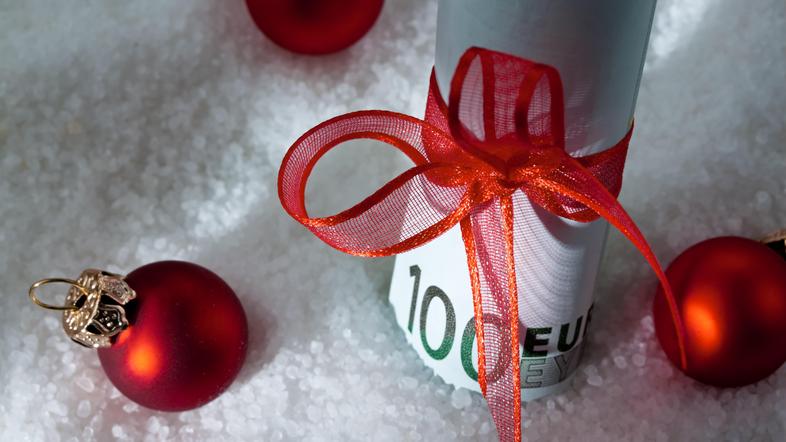 Božiček bo decembra obiskal tudi bančni račun nekaterih. (Foto: Shutterstock)