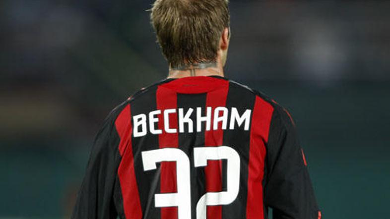 David Beckham bo majico Milana vendarle nosil do konca te sezone.