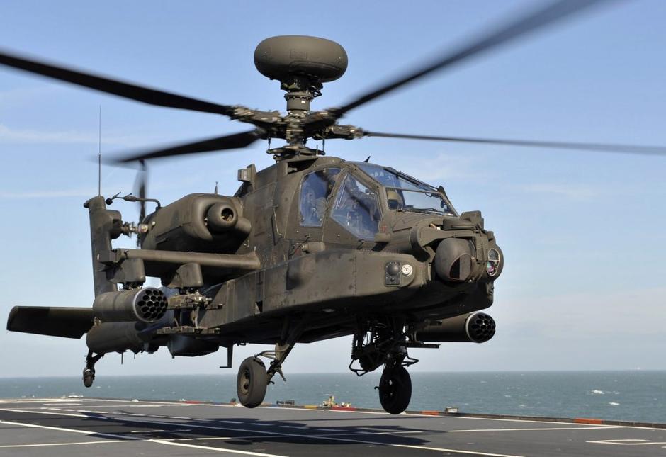 Bojnih helikopter Apache. | Avtor: EPA
