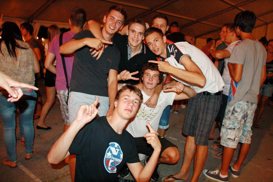 Mambo Kings razplesali Škofije