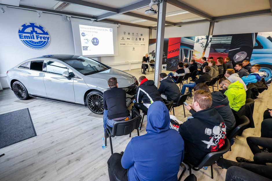 Tehnični dan v avtoservisnih delavnicah Emil Frey | Avtor: Saša Despot