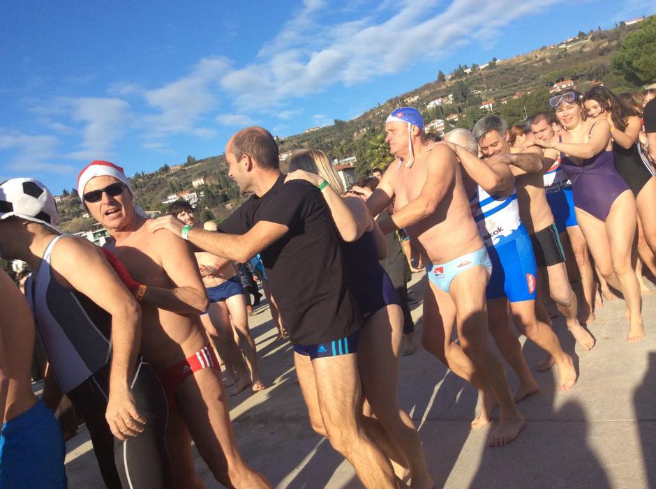 Novoletni skok v morje | Avtor: Sergeja Hadner Hvala