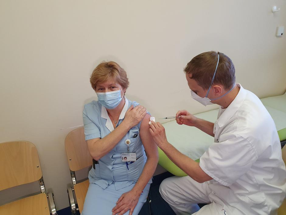 Cepljenje UKC Ljubljana | Avtor: Twitter/UKC Ljubljana