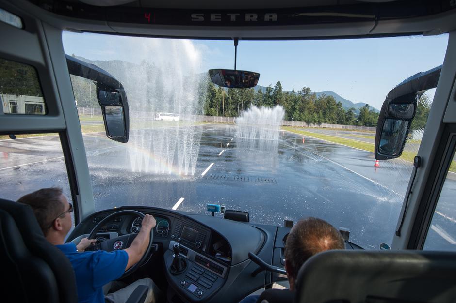 Varna vožnja s šolskim avtobusom | Avtor: Anže Petkovšek