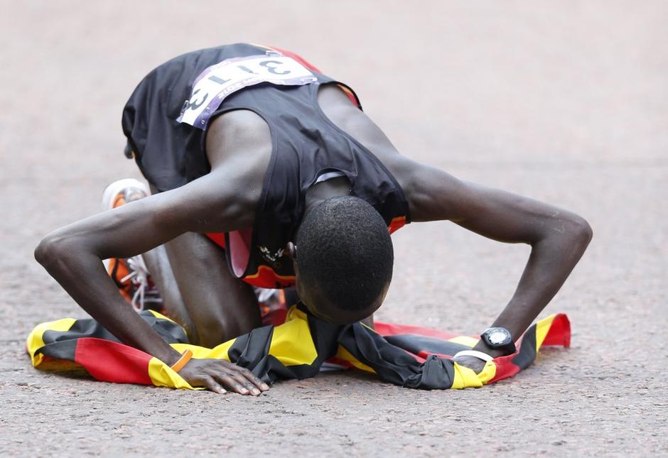 Stephen Kiprotich olimpijski maraton uganda london 2012 | Avtor: EPA