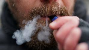 električni cigaret, kajenje