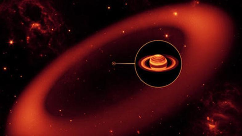 Ogromen osmi obroč Saturna.