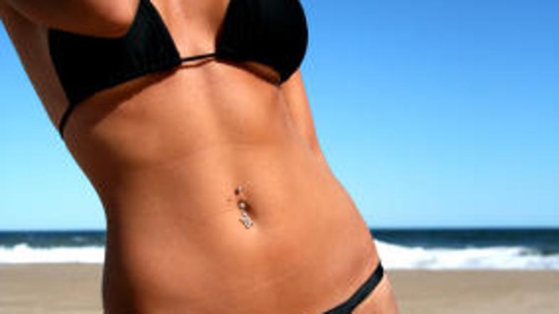 Sončenje v solariju je kar dvanajstkrat bolj škodljivo kot izpostavljanje soncu.