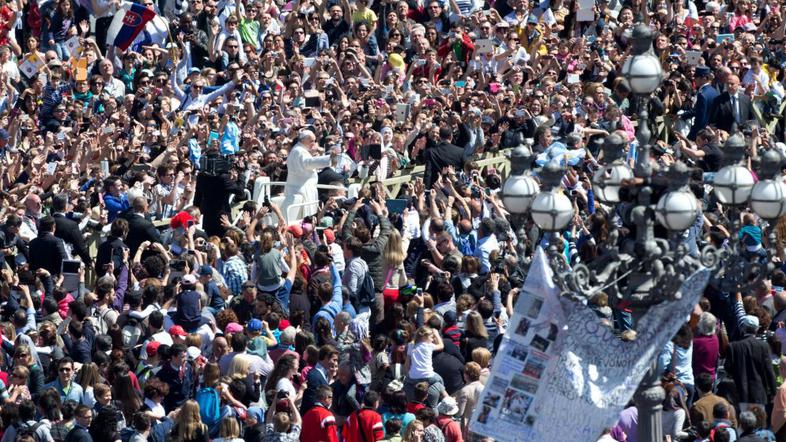 papež velika noč vatikan blagoslov mestu in svetu 