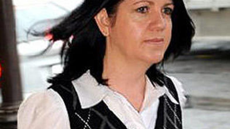 35-letna Avstralka si je za ljubimca izbrala 12-letnika.