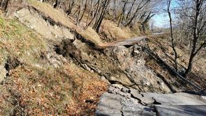 razmere v Goriških brdih po močnem deževju