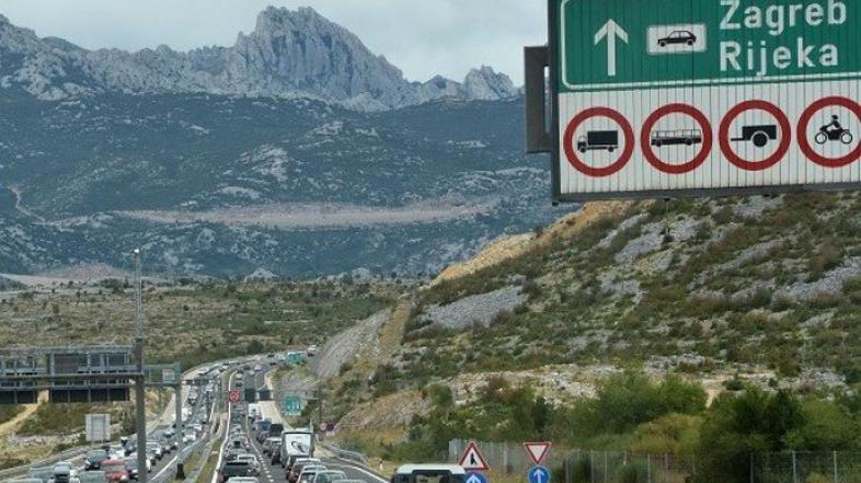 Hrvaška avtocesta zastoj Velebit Zadar